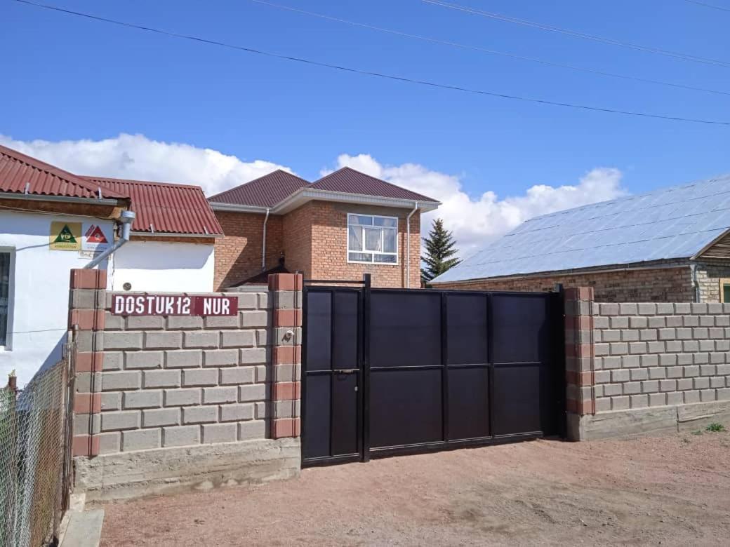 Guest House Nur Kochkor Exterior foto