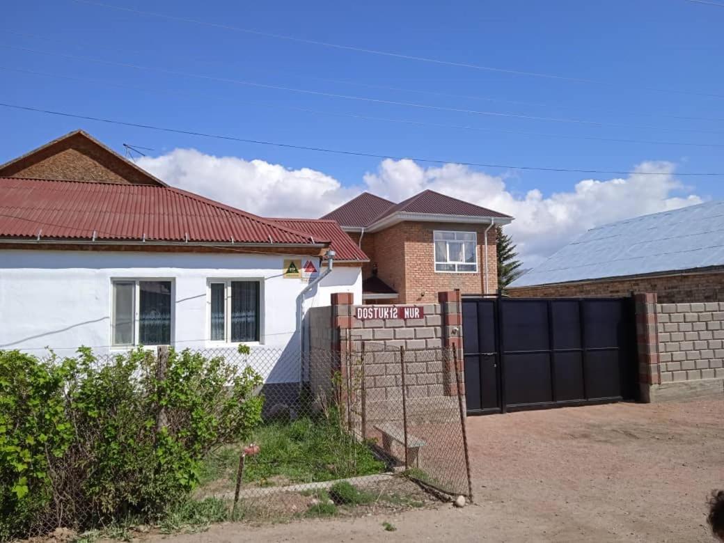 Guest House Nur Kochkor Exterior foto